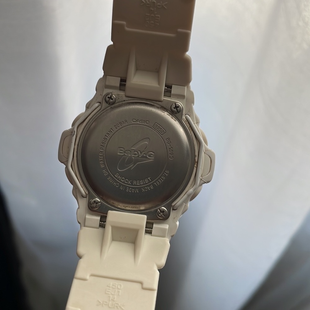 Watch - Picture 3 of 7